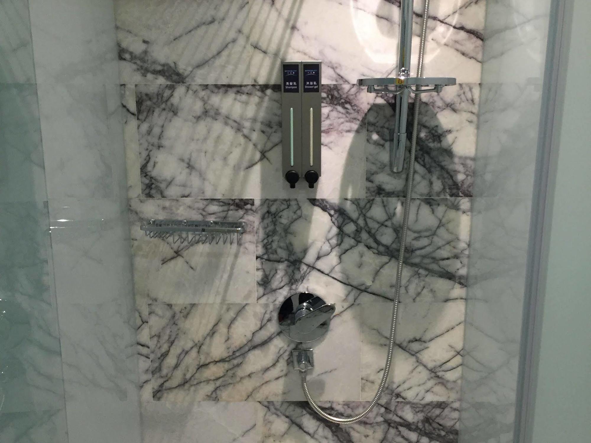 Space Inn Xinyi Тайпей Екстериор снимка