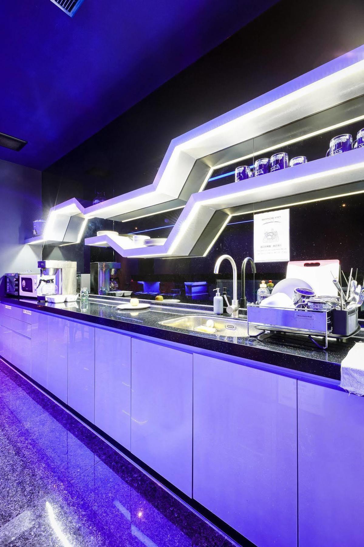 Space Inn Xinyi Тайпей Екстериор снимка