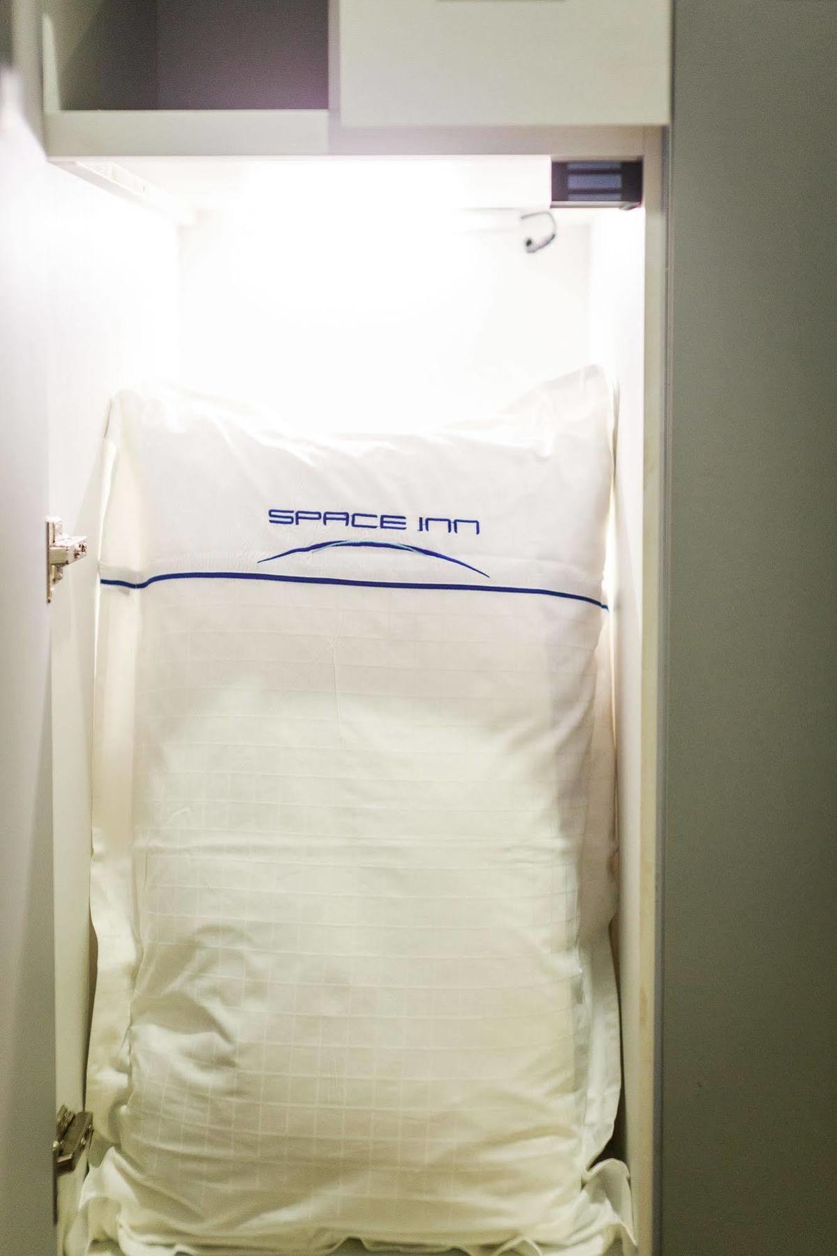 Space Inn Xinyi Тайпей Екстериор снимка
