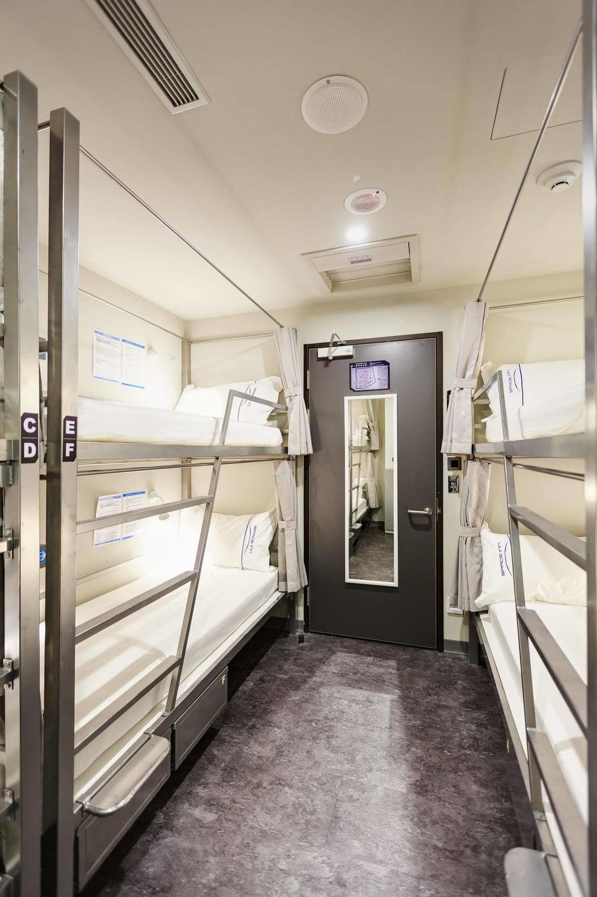 Space Inn Xinyi Тайпей Екстериор снимка